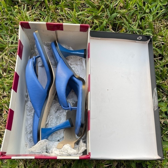 Sam Edelman Heel Woman’s Flats - Picture 5 of 6